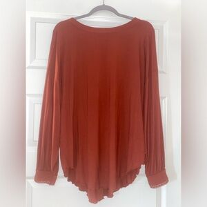 Free People Women’s Long Sleeve Top in Rust - Small